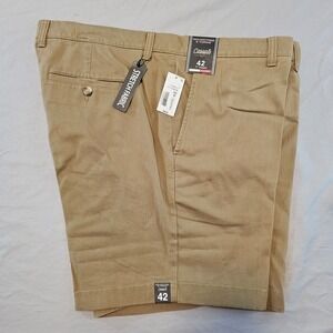 Roundtree & Yorke Size 42 Straight Fit Shorts Dk Khaki Chino 7" inseam NWT L879
